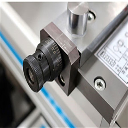Yuqori aniqlikdagi elektro-gidravlik CNC press tormoz mashinasi / Plitalar uchun tormoz pressi