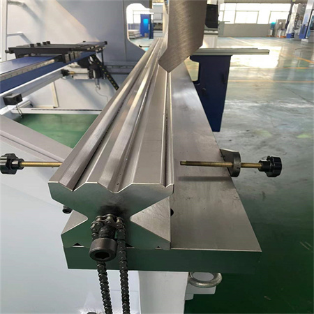 Idoralar sertifikati Shlangi press tormozi 125 tonna kichik plitalar metall bükme mashinasi
