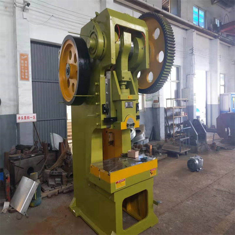 10 tonna kichik mini Cnc avtomatik oziqlantiruvchi yuqori tezlikda zımbalama mashinasi