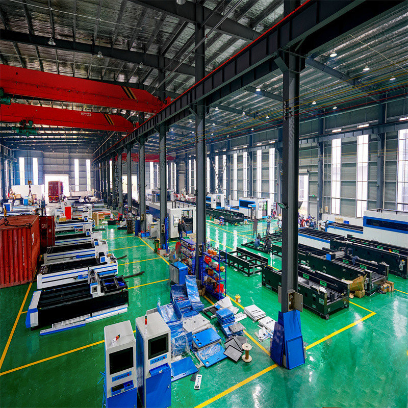 Yuqori quvvatli 3015 2000 Vt metall plitalar Cnc tolali lazerni kesish mashinasi 3