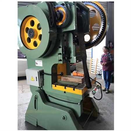 Aylanadigan mushtli press CE/ISO CNC Punching Turret mashinasi